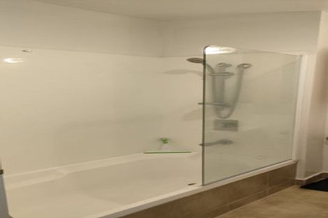 Photo of property in 9/3 Riverside Road, Orewa, 0931