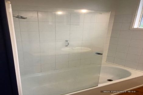 Photo of property in 1/6 Sydney Street, Hauraki, Auckland, 0622