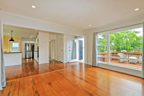 Photo of property in 21 Selwyn Road, Havelock North, 4130