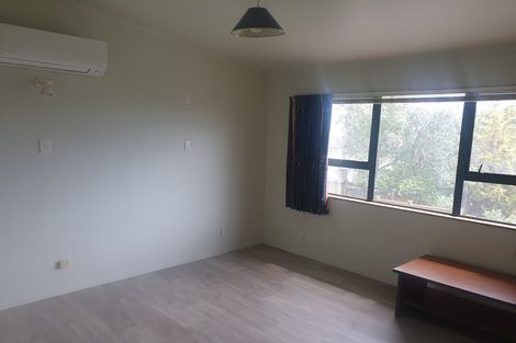 Photo of property in 38 Banyan Drive, Totara Heights, Auckland, 2105