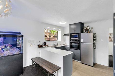 Photo of property in 1/42 Briarmont Street, Avondale, Christchurch, 8061