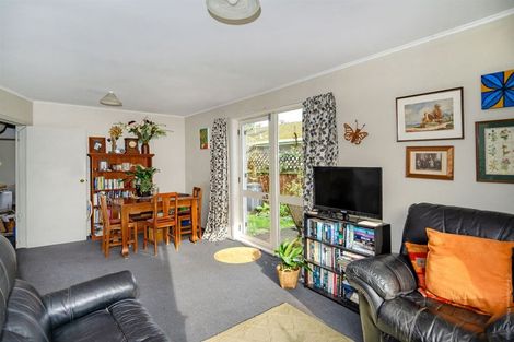 Photo of property in 2/46 Bowhill Road, New Brighton, Christchurch, 8083