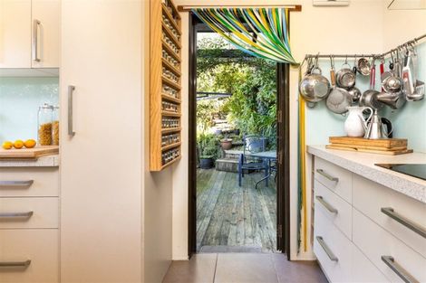 Photo of property in 5 Newgate Street, Picton, 7220