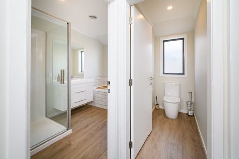 Photo of property in 20 Sardinia Grove, Fitzherbert, Palmerston North, 4410