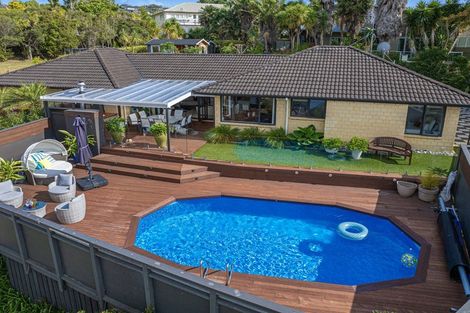 Photo of property in 8a Astrolabe Place, Gulf Harbour, Whangaparaoa, 0930