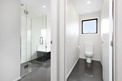 Photo of property in 11 Centre Crescent, Wanaka, 9305