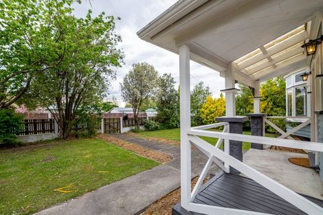 Photo of property in 98 Brandon Street, Featherston, 5710