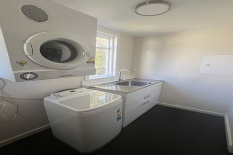 Photo of property in 90 Nottingham Street, Karori, Wellington, 6012