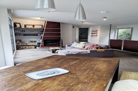 Photo of property in 126 Creswick Terrace, Northland, Wellington, 6012