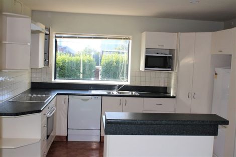 Photo of property in 183 Memorial Avenue, Burnside, Christchurch, 8053