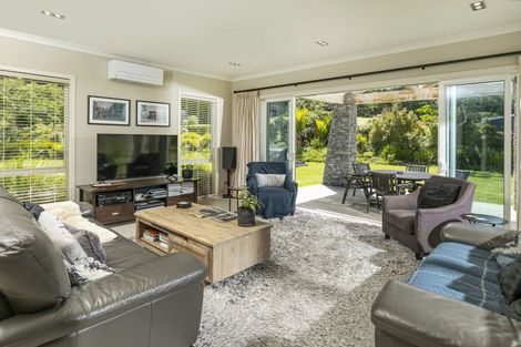 Photo of property in 263 Whitehills Road, Waitoki, Silverdale, 0994