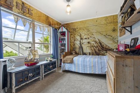 Photo of property in 7 Coulthard Terrace, Opaheke, Papakura, 2113