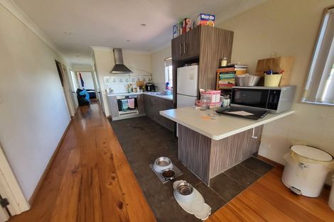 Photo of property in 7a Waterfront Road, Mangere Bridge, Auckland, 2022