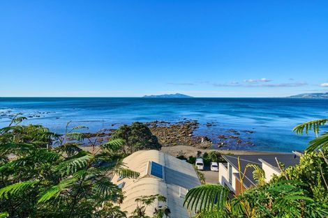 Photo of property in 3 Ocean Parade, Pukerua Bay, 5026