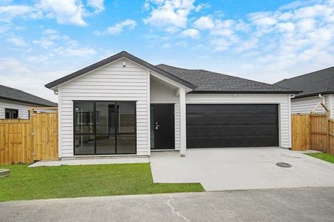 Photo of property in 2 Kakabeak Way, Takanini, 2110