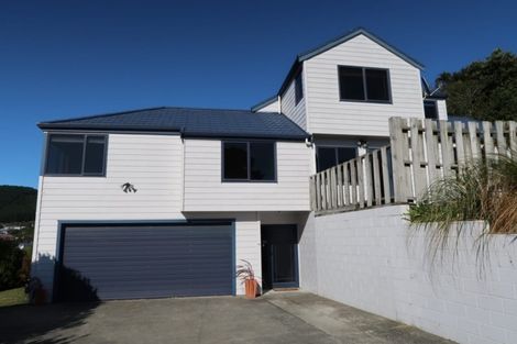 Photo of property in 62a Saint Johns Terrace, Tawa, Wellington, 5028