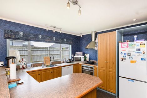 Photo of property in 104 Roberts Line, Kelvin Grove, Palmerston North, 4414