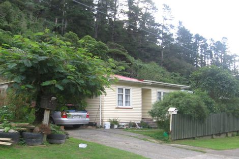 Photo of property in 68 Sunny Grove, Wainuiomata, Lower Hutt, 5014