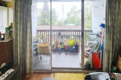 Photo of property in 2/41 Koromiko Street, New Lynn, Auckland, 0600