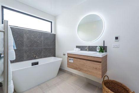 Photo of property in 2/10 Bishop Street, St Albans, Christchurch, 8014