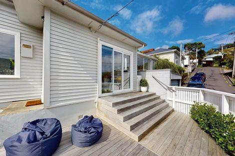 Photo of property in 19 Fernhill Terrace, Wadestown, Wellington, 6012