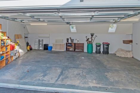 Photo of property in 1 Sherwood Lane, Cashmere, Christchurch, 8022