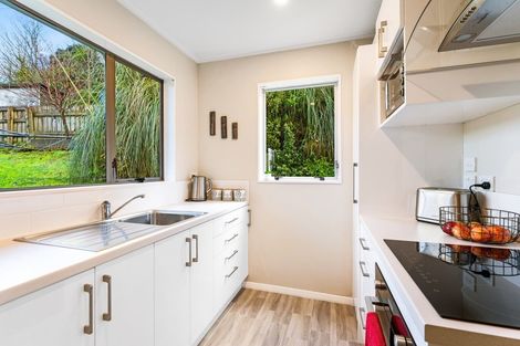 Photo of property in 264a Grounsell Crescent, Belmont, Lower Hutt, 5010