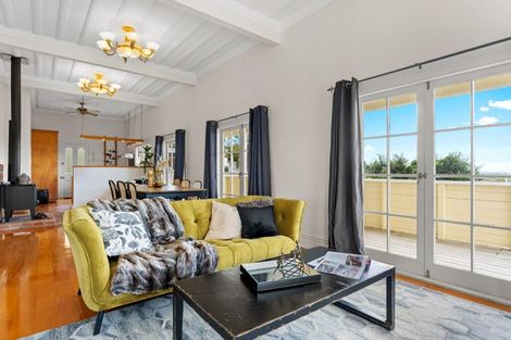 Photo of property in 17d Nelson Street, Helensville, 0800