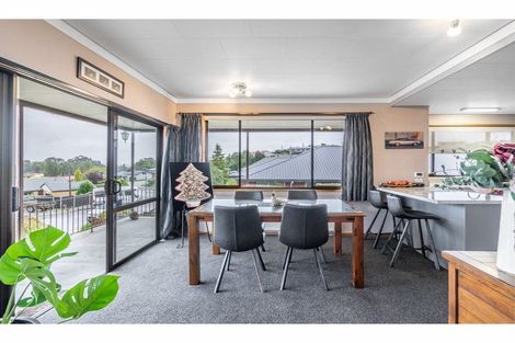 Photo of property in 22 Aotea Crescent, Gore, 9710