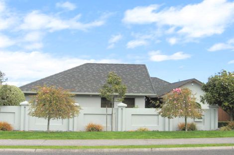Photo of property in 2/15 Gillies Avenue, Taupo, 3330