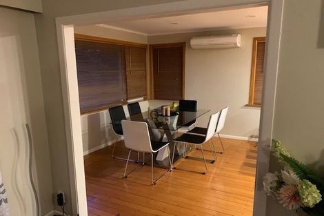 Photo of property in 165 Newlands Road, Newlands, Wellington, 6037