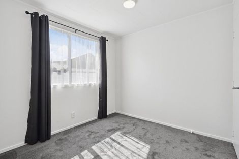 Photo of property in 9b Gemstone Drive, Birchville, Upper Hutt, 5018