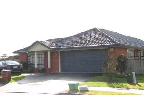 Photo of property in 11 Sheldon Place, Burswood, Auckland, 2013