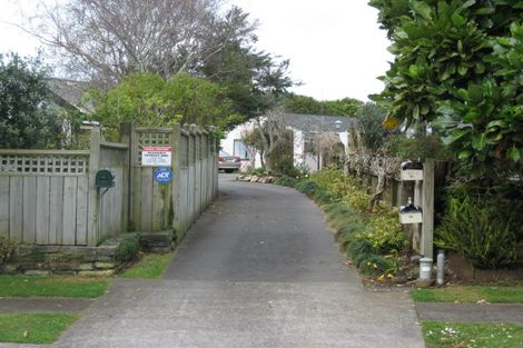 Photo of property in 8 Villa Place, Bell Block, New Plymouth, 4312