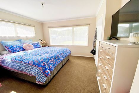 Photo of property in 4 Fordyce Avenue, Sunnyhills, Auckland, 2010
