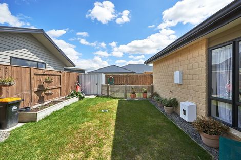 Photo of property in 86 Rosalie Terrace, Kelvin Grove, Palmerston North, 4414