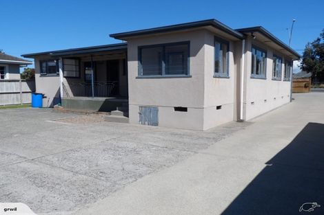 Photo of property in 325 Cambridge Road, Hillcrest, Hamilton, 3216