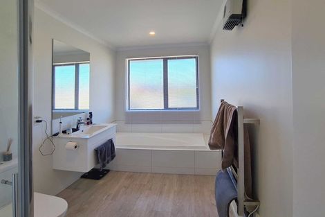 Photo of property in 16 Ledbury Drive, Rolleston, 7615