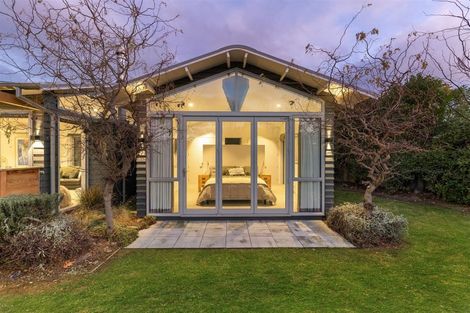 Photo of property in 3 Bridesdale Drive, Lake Hayes, Queenstown, 9304