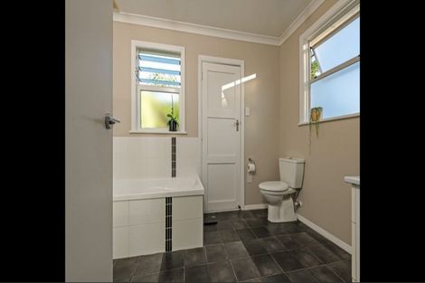 Photo of property in 564 Ruahine Street, Hokowhitu, Palmerston North, 4410