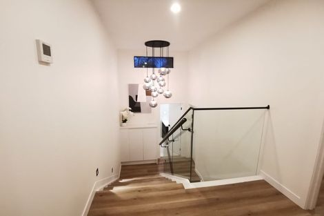 Photo of property in 57e Hogans Road, Glenfield, Auckland, 0629