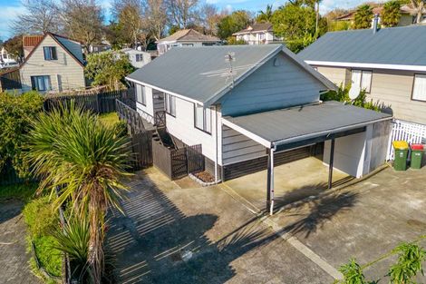 Photo of property in 1/67 Charntay Avenue, Clover Park, Auckland, 2019