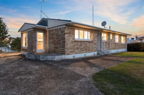 Photo of property in 34 Windsor Road, Bellevue, Tauranga, 3110