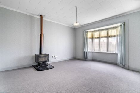 Photo of property in 17 Collingwood Street, Strathern, Invercargill, 9812