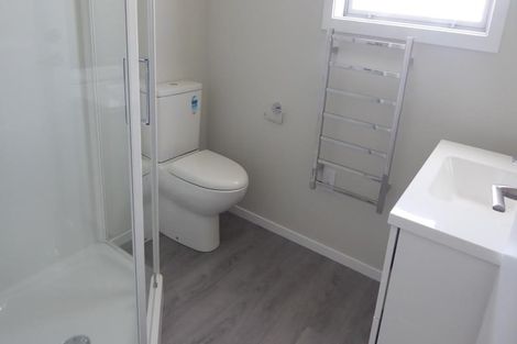 Photo of property in 20c Chetwode Grove, Newlands, Wellington, 6037