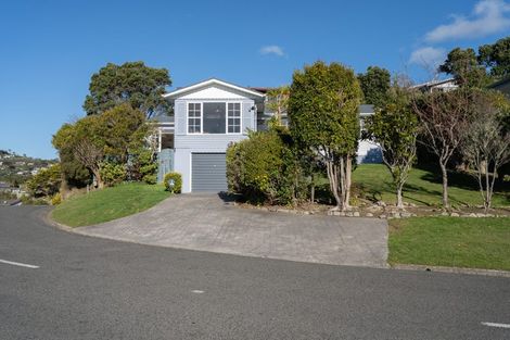 Photo of property in 10 Chorley Grove, Churton Park, Wellington, 6037