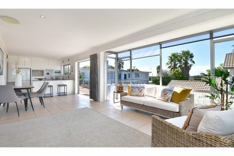 Photo of property in 1017 Whangaparaoa Road, Tindalls Beach, Whangaparaoa, 0930