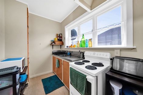 Photo of property in 40-42 Dixon Avenue, Hawera, 4610