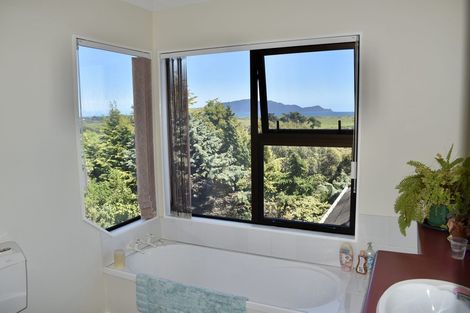 Photo of property in 229 Te Hapua Road, Te Horo, Otaki, 5581