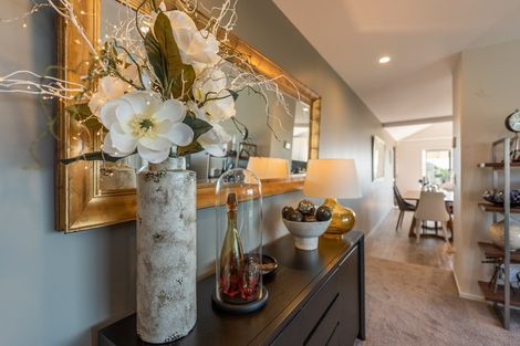 Photo of property in 79 Panorama Drive, Paraparaumu, 5032